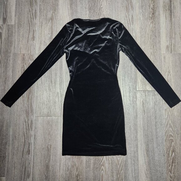 Black velvet and mesh cutout bodycon long-sleeved mini dress from Noisy May - Picture 11 of 16